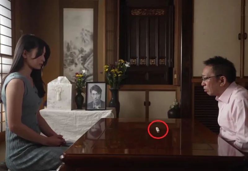 Một ngày sau tang lễ ông chồng, người tình của con trai đã bị bố người chồng ép xxx không bao đến mang thai