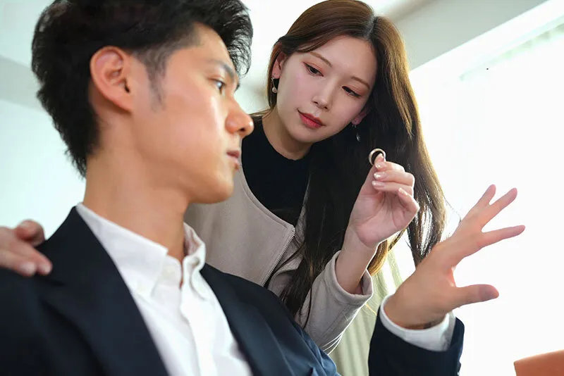 Người vợ đi đi giã ngoại, ông xã ở nhà bị nhỏ em bà xã gạ đụ không trượt phát nào